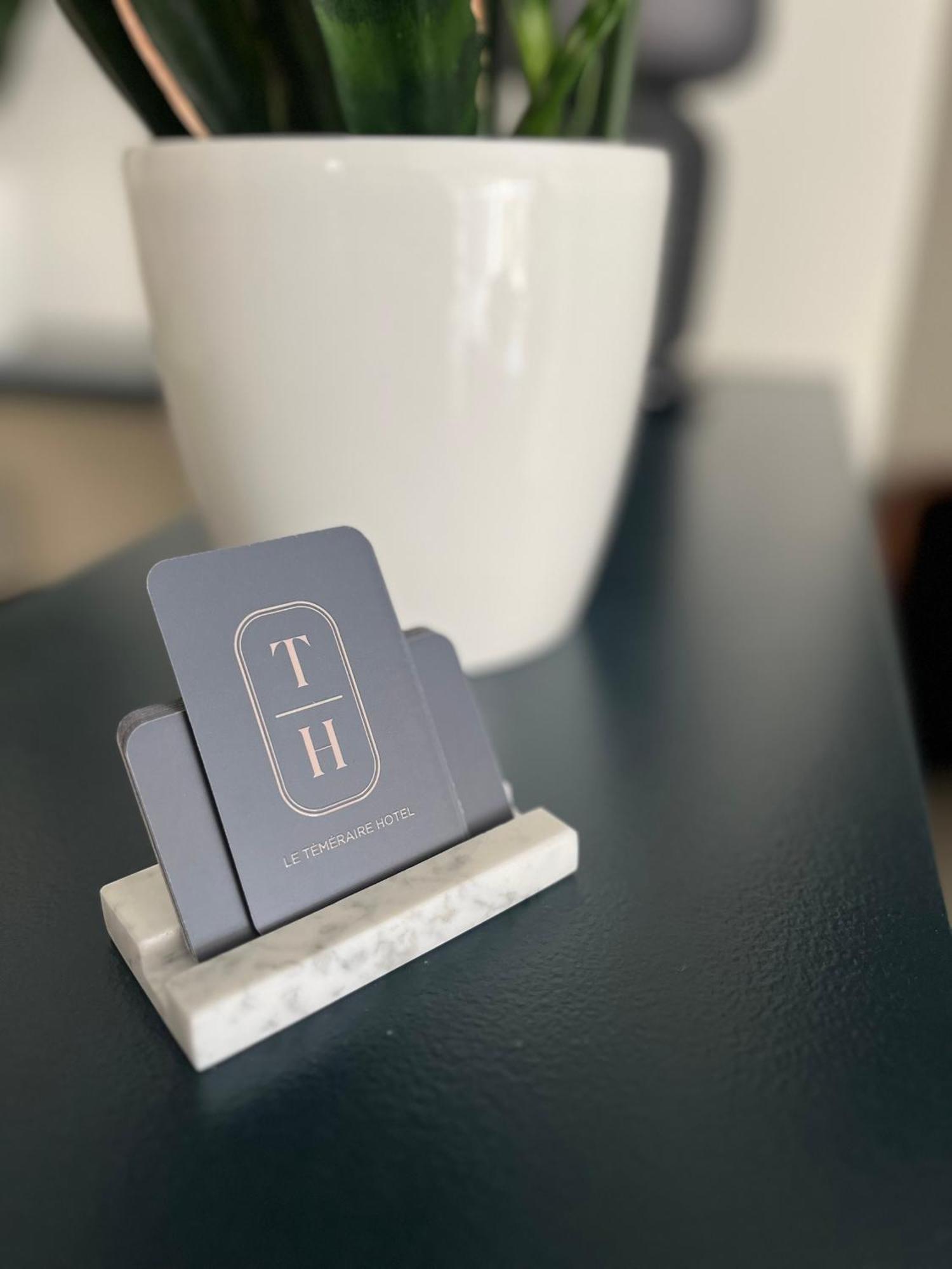Le Temeraire Hotel 沙罗勒 外观 照片