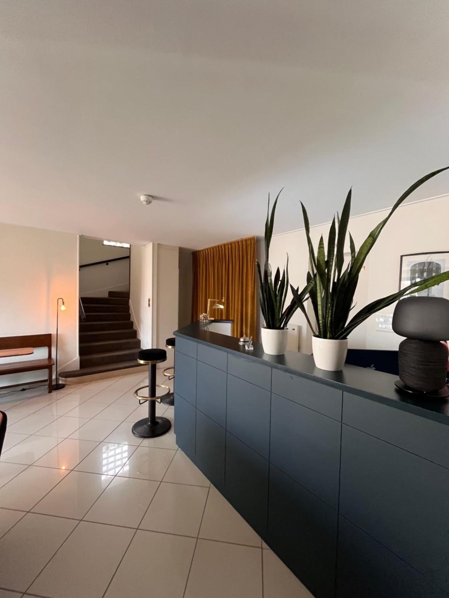 Le Temeraire Hotel 沙罗勒 外观 照片