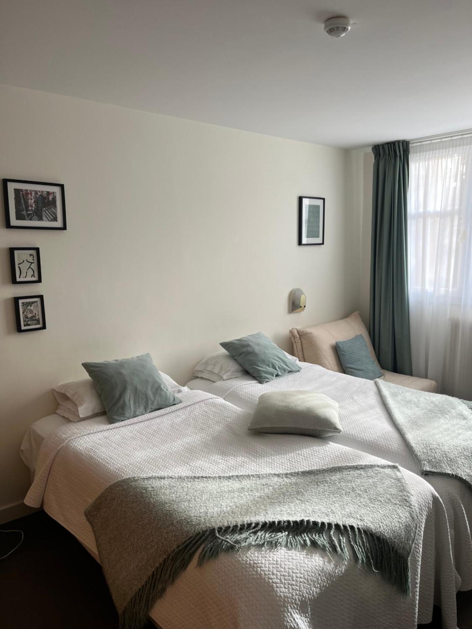 Le Temeraire Hotel 沙罗勒 外观 照片